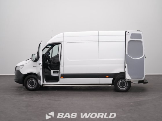 梅赛德斯eSprinter 312封闭式厢式货车