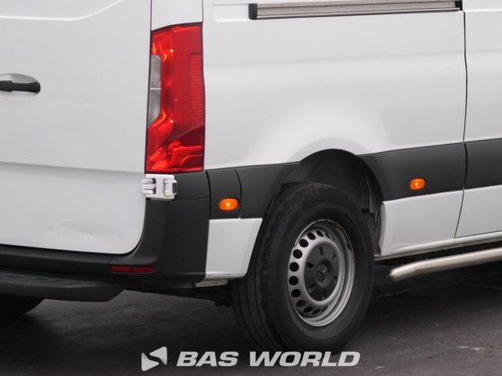 梅赛德斯eSprinter 312封闭式厢式货车