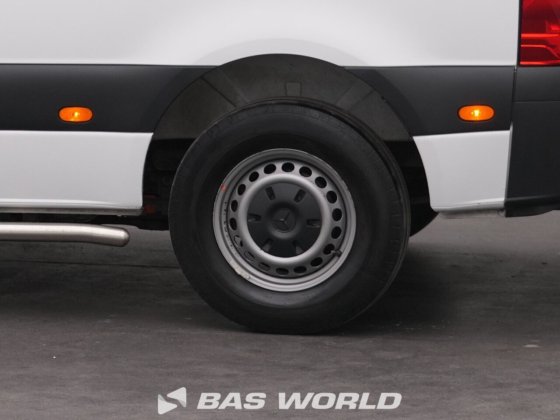 梅赛德斯eSprinter 312封闭式厢式货车