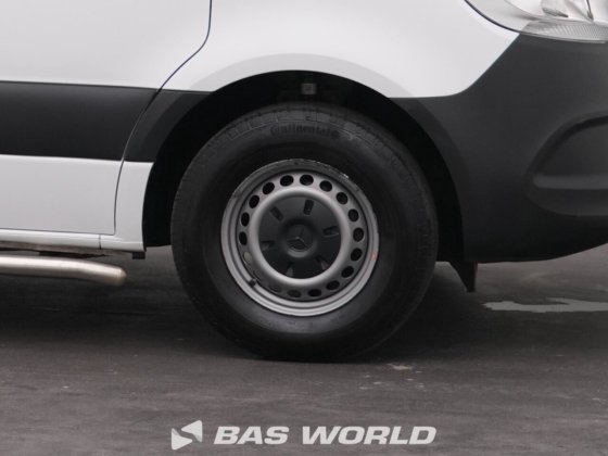 梅赛德斯eSprinter 312封闭式厢式货车