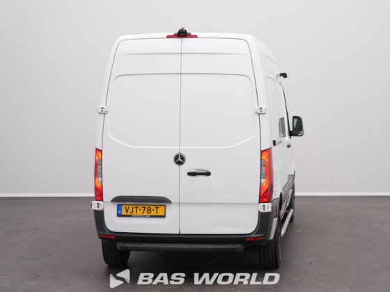 梅赛德斯eSprinter 312封闭式厢式货车