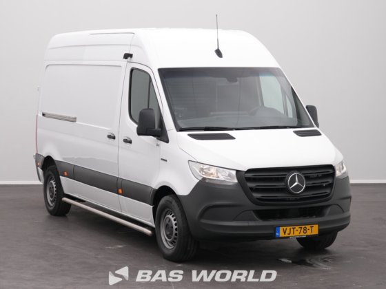 梅赛德斯eSprinter 312封闭式厢式货车