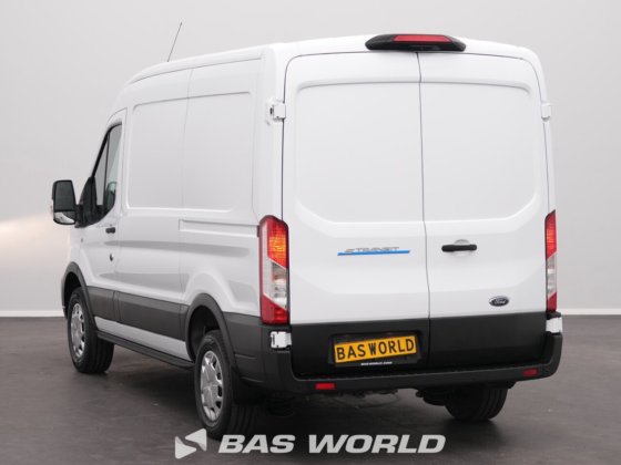 福特封闭箱式货车