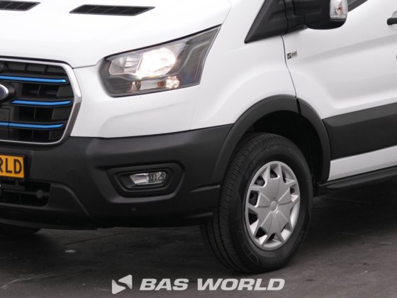 福特封闭箱式货车