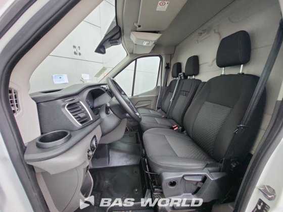 福特封闭箱式货车