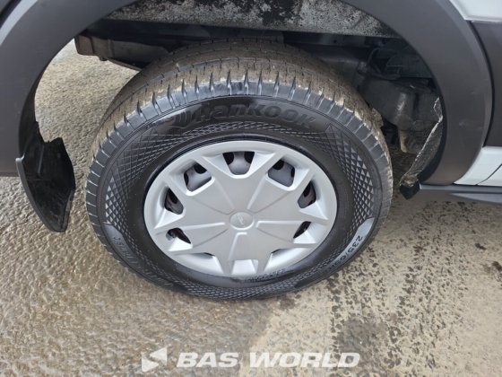 福特封闭箱式货车