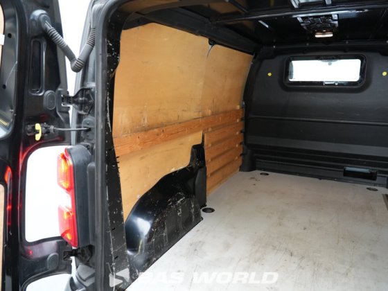 标致专家 95马力闭合货车