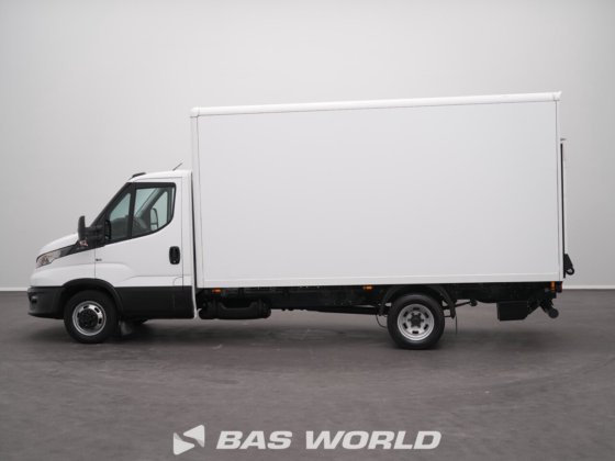 イヴェコ・デイリー 35C16 ボックスボディ