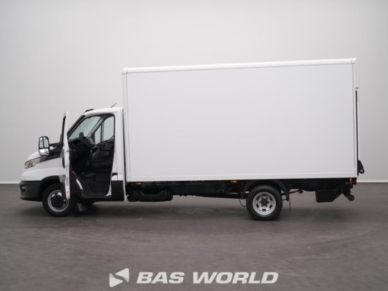 イヴェコ・デイリー 35C16 ボックスボディ