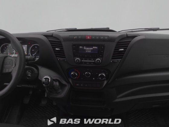 イヴェコ・デイリー 35C16 ボックスボディ