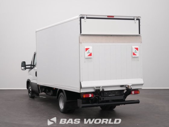 イヴェコ・デイリー 35C16 ボックスボディ