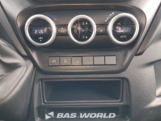 イヴェコ・デイリー 35C16 ボックスボディ