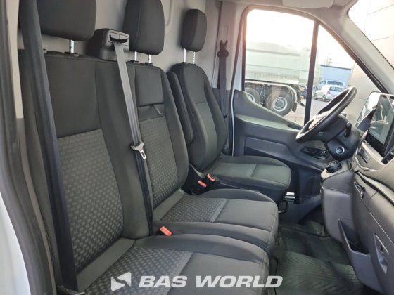 福特封闭箱式货车