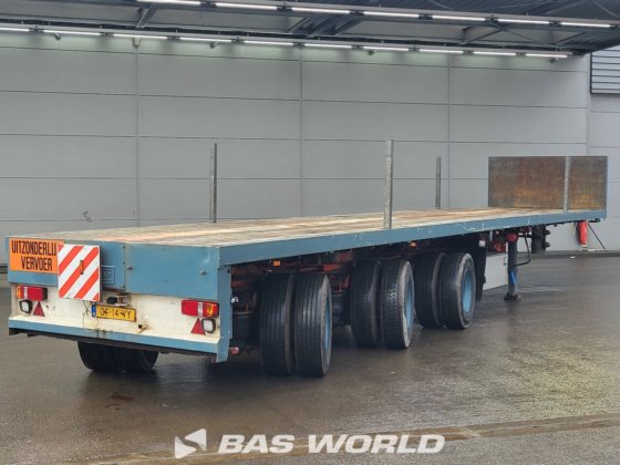 地板低位装载半挂车