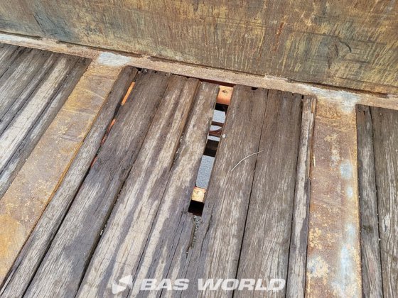 地板低位装载半挂车