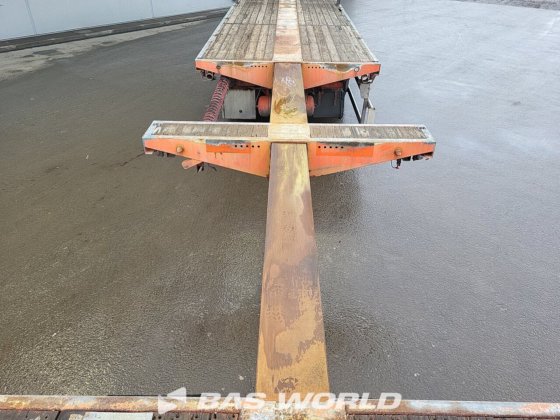 地板低位装载半挂车