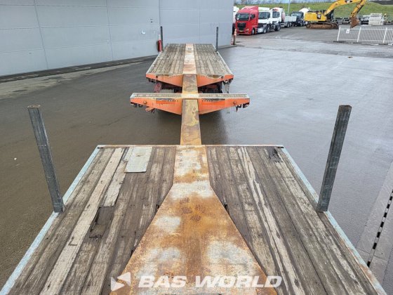 地板低位装载半挂车