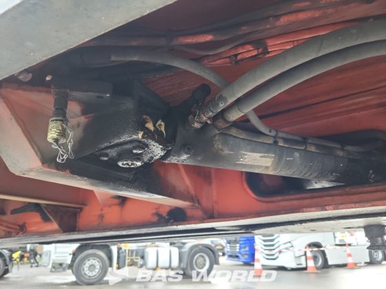 地板低位装载半挂车