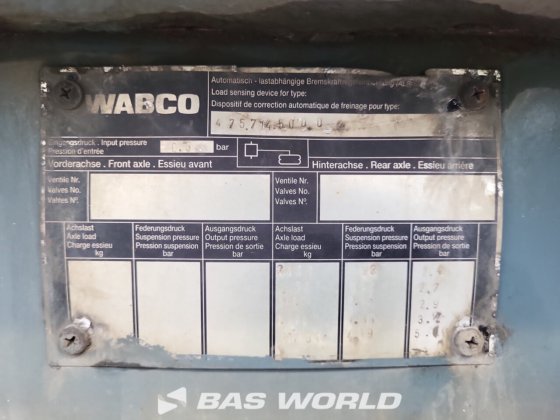 地板低位装载半挂车