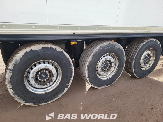 施密茨冷藏半挂车