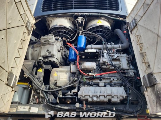 シュミッツ冷凍セミトレーラー