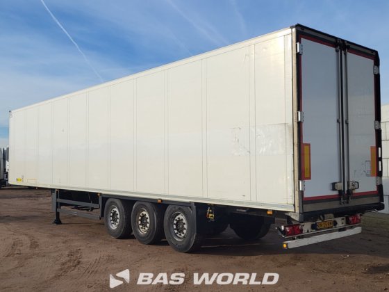 シュミッツ冷凍セミトレーラー