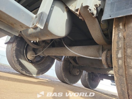 シュミッツ冷凍セミトレーラー