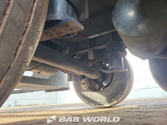 シュミッツ冷凍セミトレーラー