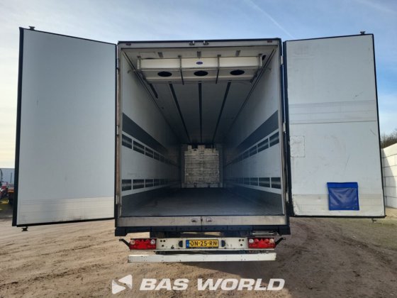 シュミッツ冷凍セミトレーラー