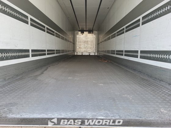 シュミッツ冷凍セミトレーラー