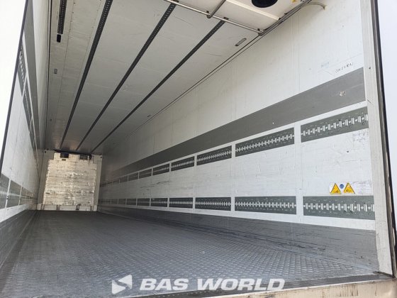 シュミッツ冷凍セミトレーラー