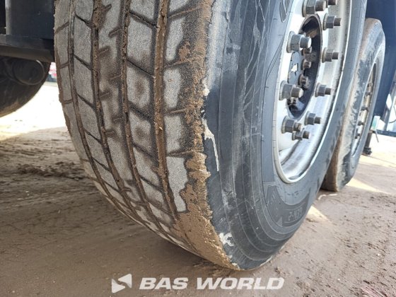 シュミッツ冷凍セミトレーラー