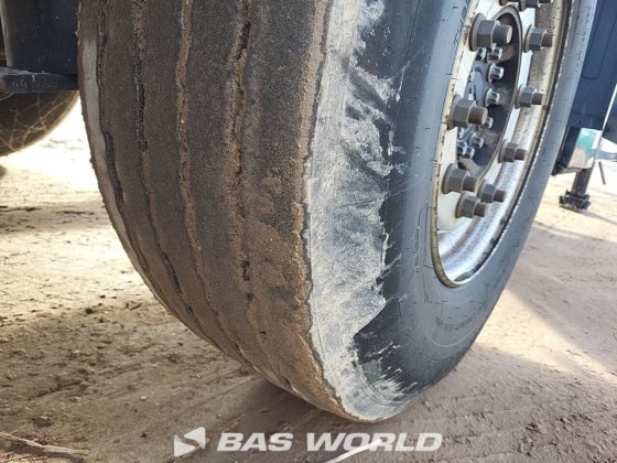 シュミッツ冷凍セミトレーラー