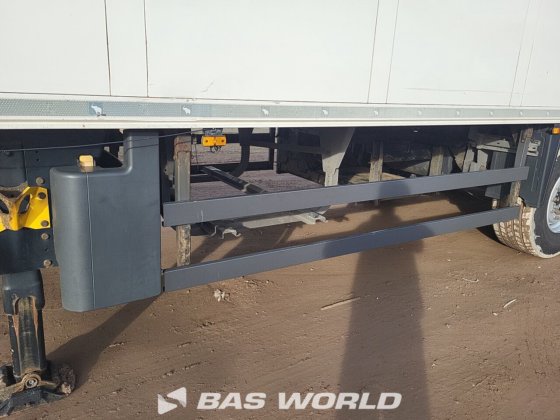 シュミッツ冷凍セミトレーラー