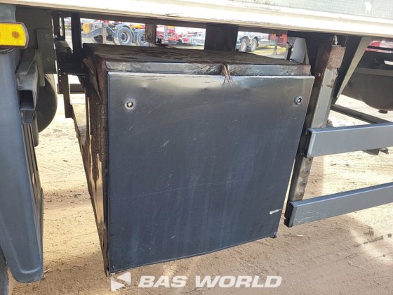 シュミッツ冷凍セミトレーラー