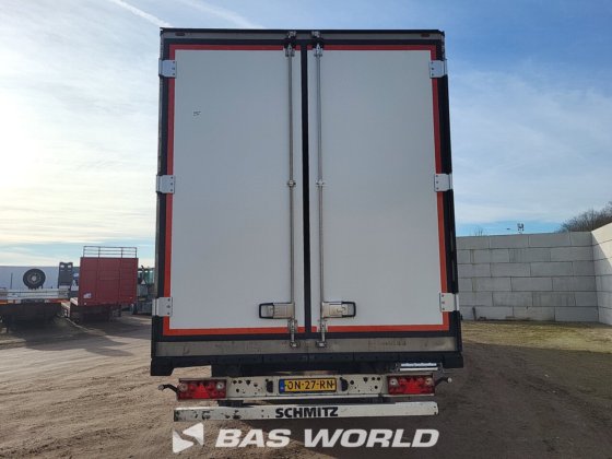 シュミッツ冷凍セミトレーラー