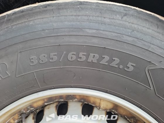 施密茨冷藏半挂车