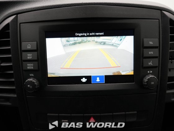 梅赛德斯 E-Vito 关闭箱货车