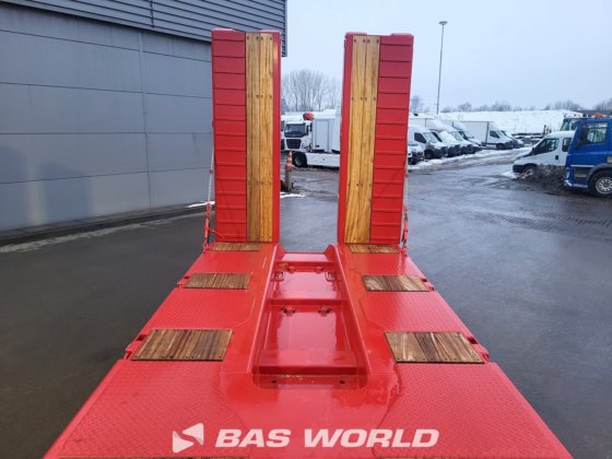 费蒙维尔低装载半拖车