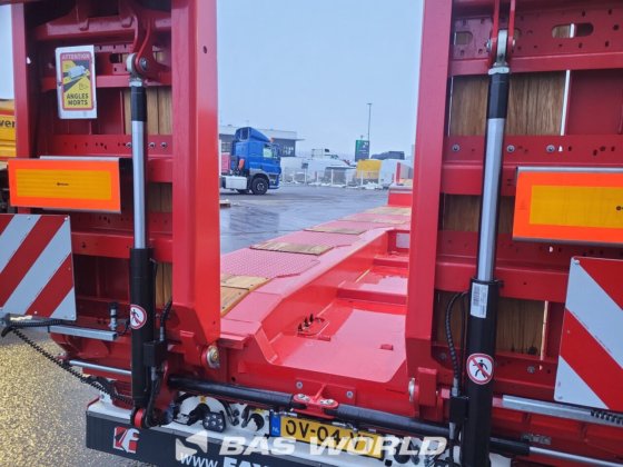 费蒙维尔低装载半拖车