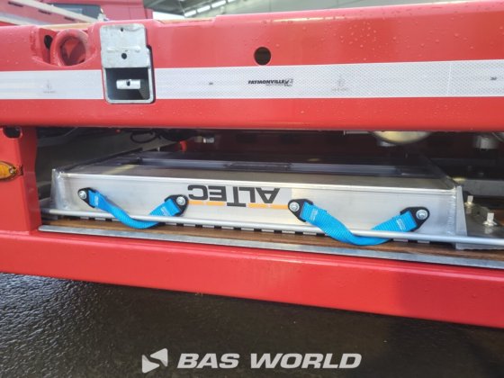 费蒙维尔低装载半拖车