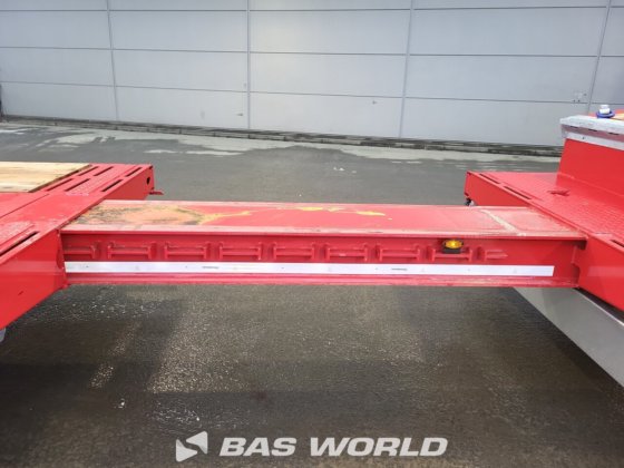 费蒙维尔低装载半拖车