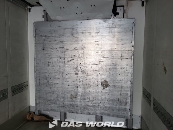 シュミッツ冷凍セミトレーラー