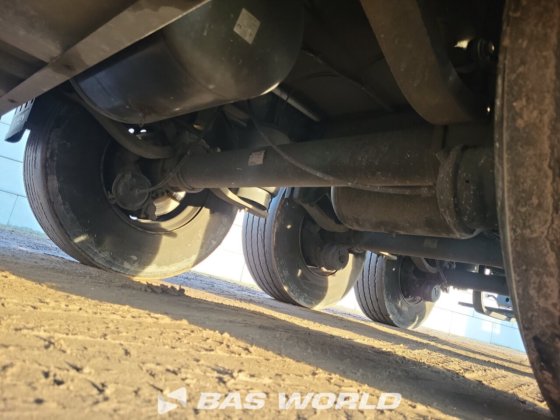 シュミッツ冷凍セミトレーラー