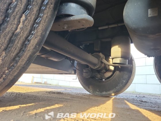 シュミッツ冷凍セミトレーラー