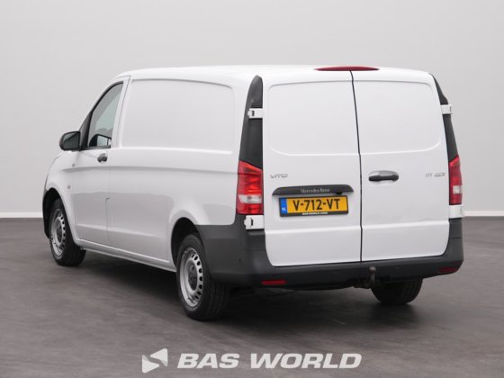 メルセデス・ヴィト111クローズド・ボックス・バン