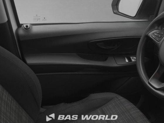 メルセデス・ヴィト111クローズド・ボックス・バン