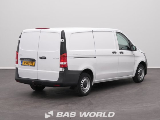 メルセデス・ヴィト111クローズド・ボックス・バン