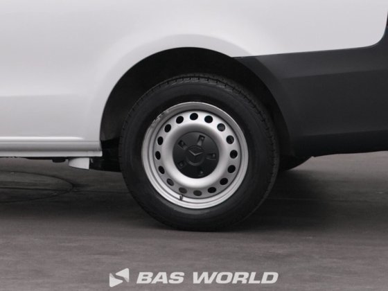 メルセデス・ヴィト111クローズド・ボックス・バン