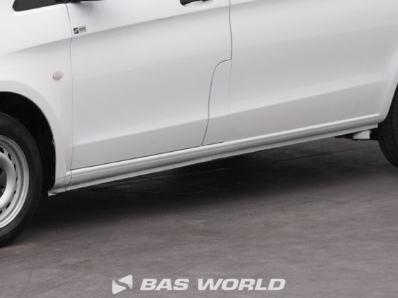 メルセデス・ヴィト111クローズド・ボックス・バン